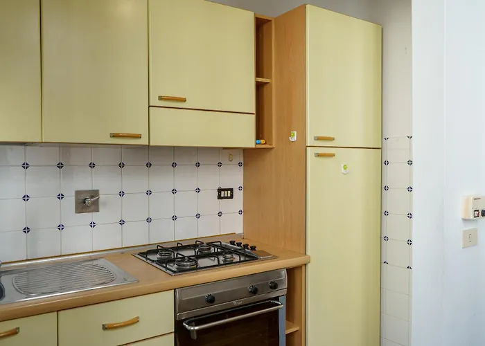 Central 1 Bedroom Apartment In The City Center